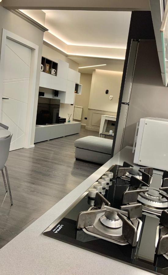 Relais Casa Via Generale Del Buono 13 Milazzo Apartment Bagian luar foto
