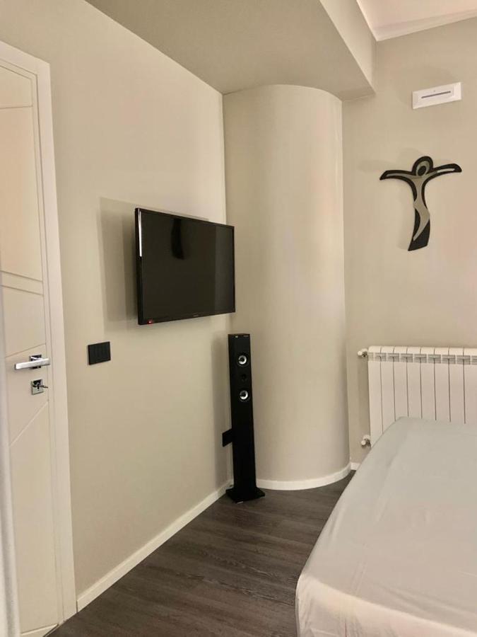 Relais Casa Via Generale Del Buono 13 Milazzo Apartment Bagian luar foto